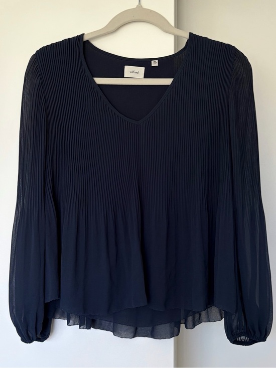 Wilfred Tops - Wilfred Aritzia Navy Pleated Chiffon Long Sleeve Blouse XXS